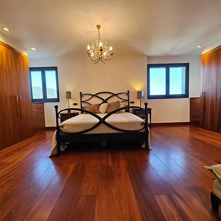 Mirador La Jirafa - 638a Hotel Oviedo